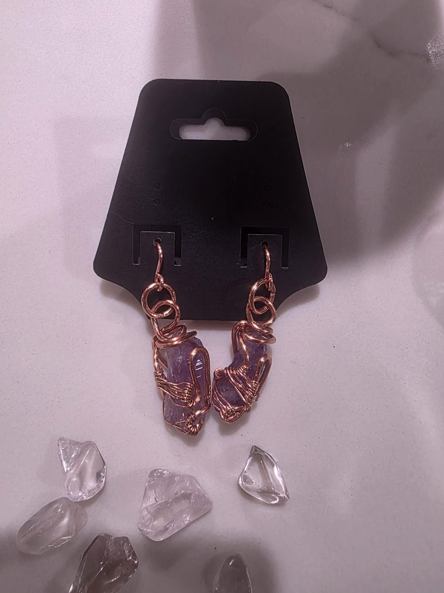 Copper hoop earrings with labradorite and citrine